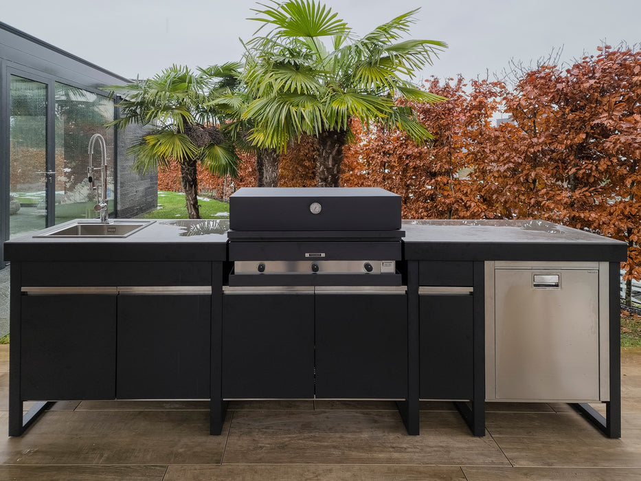 Theiss Outdoor Kitchen Foguer barbecue