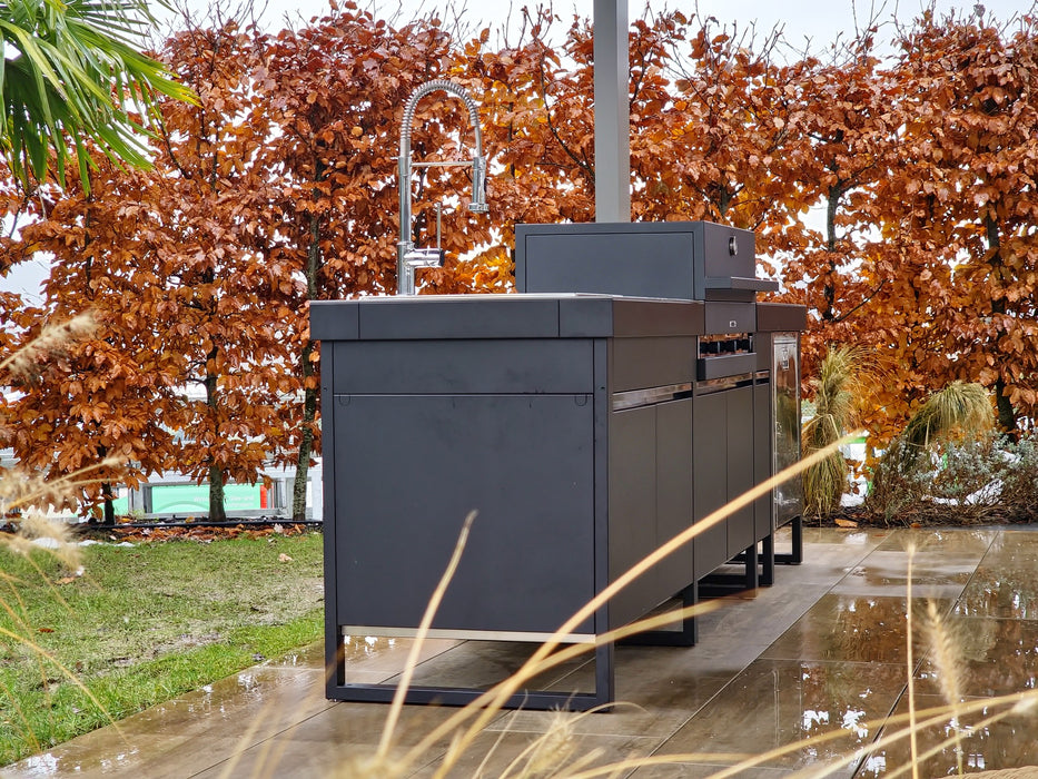 Theiss Outdoor Kitchen Foguer barbecue