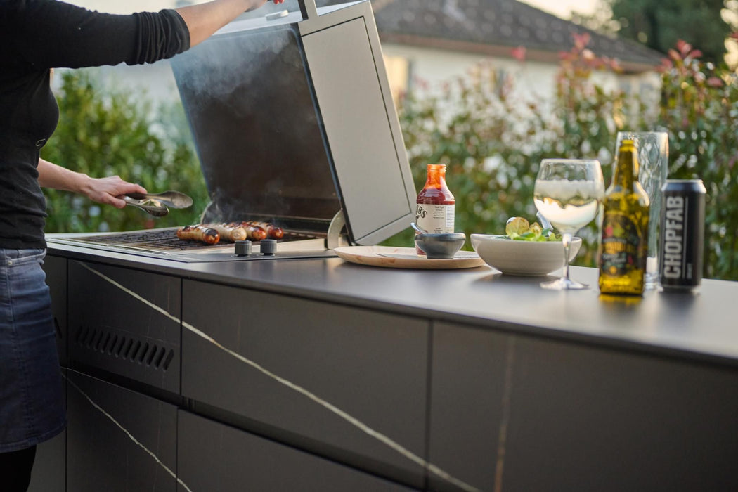 Theiss Outdoor Kitchen Primo and Foguer barbecue