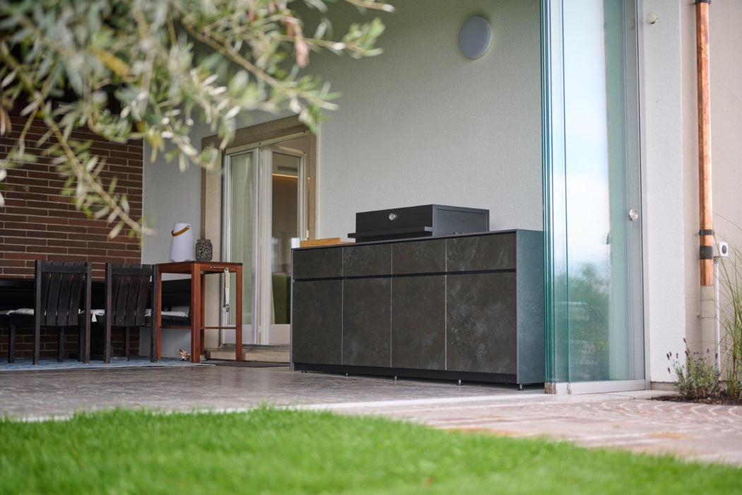 Theiss Outdoor Kitchen