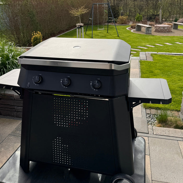 Cozze 3 Burner Plancha 800 Gas BBQ and Cart