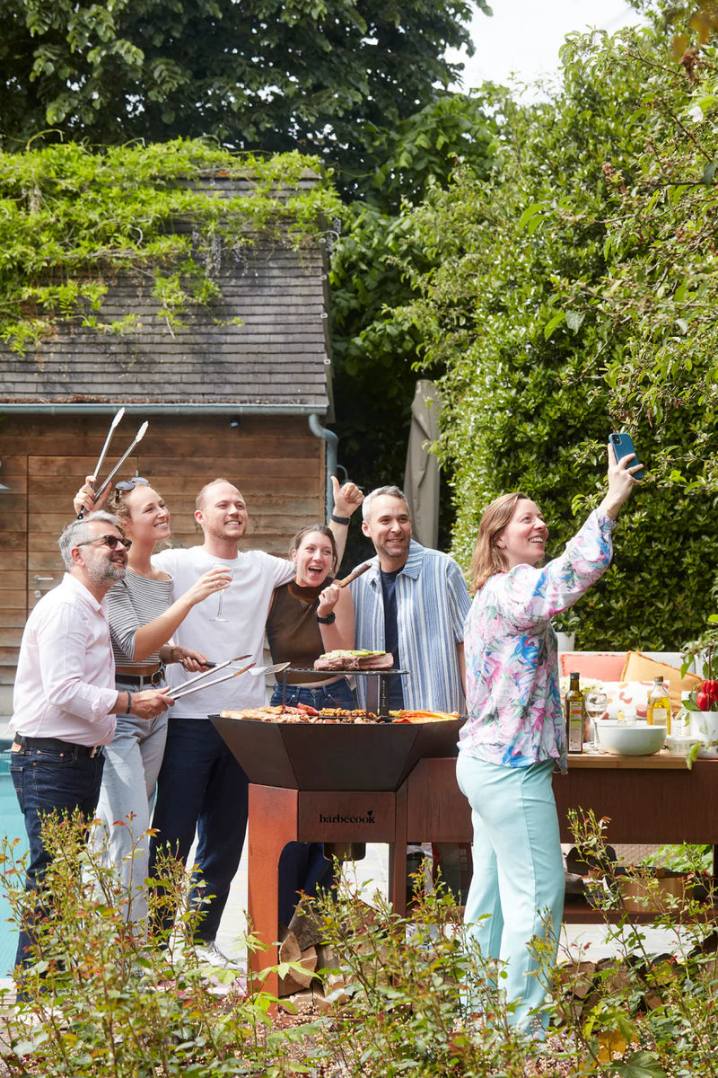 Barbecook Nestor Island made of Corten Steel
