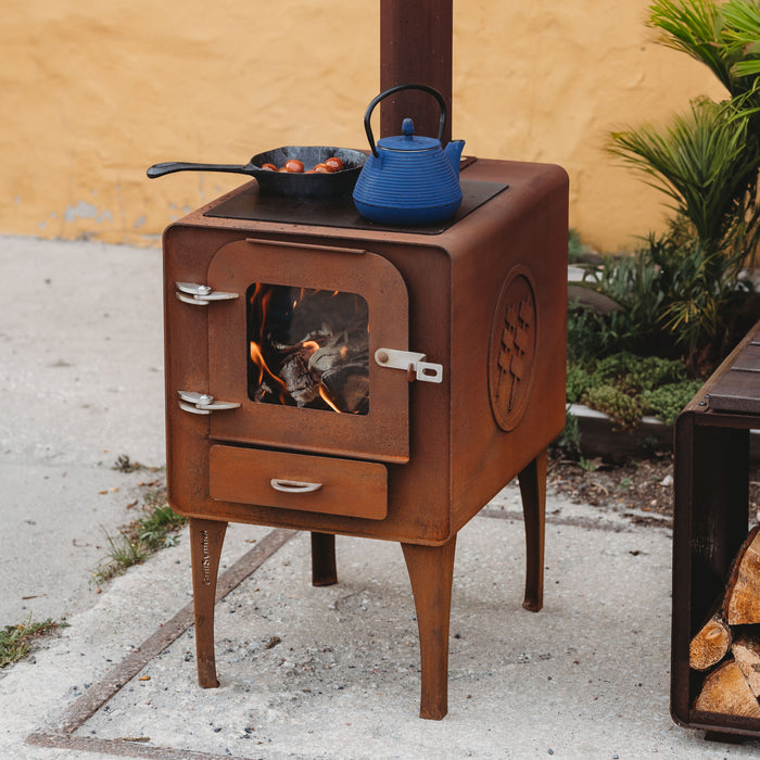 GrillSymbol fireplace stove Amigo with wood heating