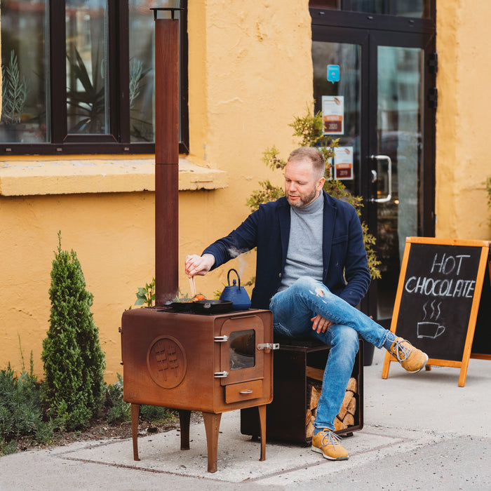 GrillSymbol fireplace stove Amigo with wood heating