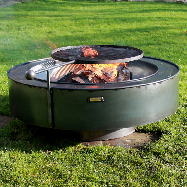 The Hub with Swing Arm BBQ Rack