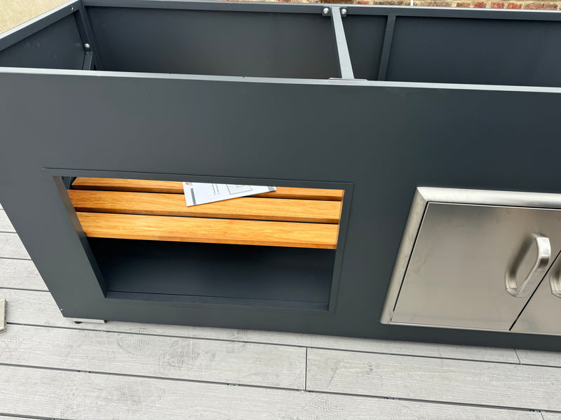 Grillandia Outdoor Kitchen Beefeater Proline Roster, Fridge, Sink and Weather Cover - 2.5M