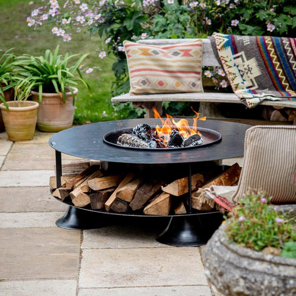 Flat Ring of Logs 120 with Swing Arm BBQ Rack