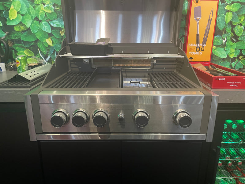 GrandPro Outdoor Kitchen with Elite Pro 4 Burner - 2.7m