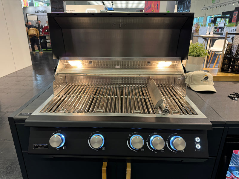 Brabura Fusion 500 Matte Black Built-In Gas BBQ Built in