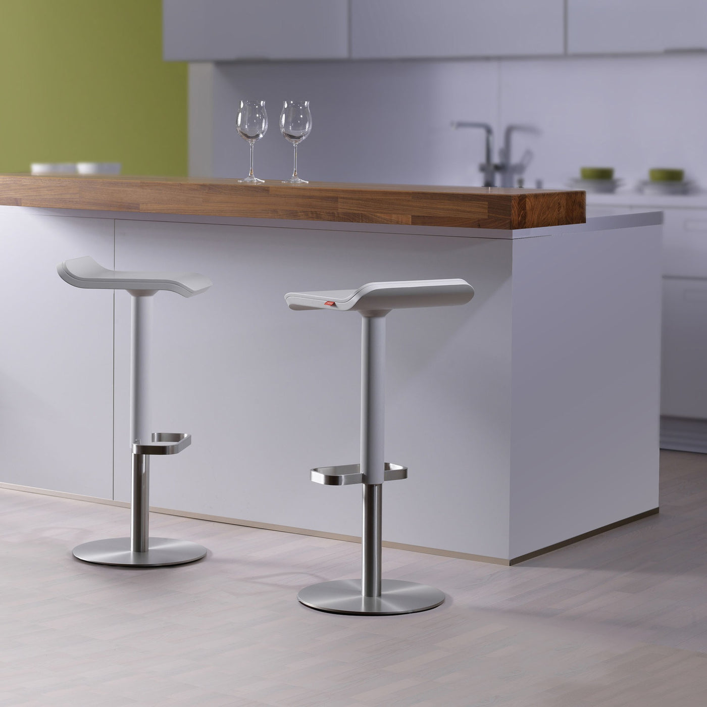 Bar Stool ED Height-adjustable  white / walnut / stainless steel x2