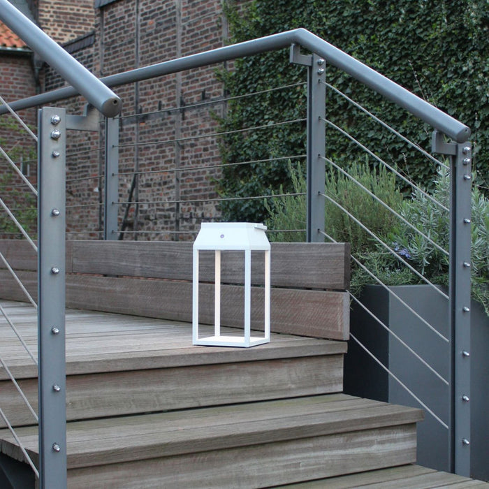 Illuminated Elegance Louis 36 Solar lantern White