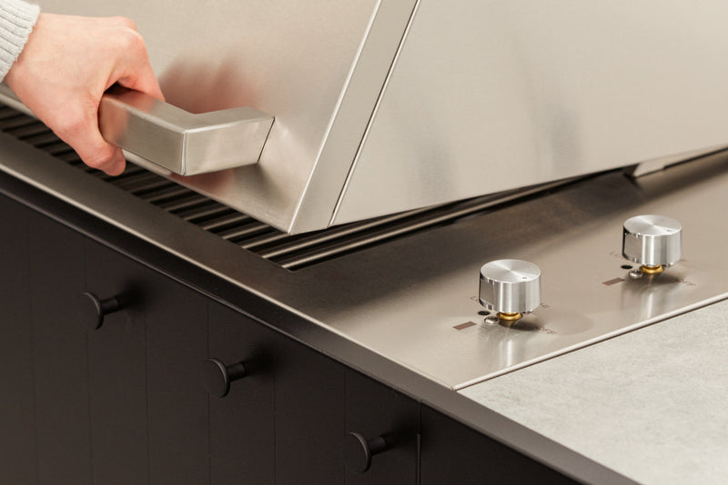 OVO Outdoor kitchens Paired with 3 Burner Gas BBQ, and Sink GL | 2.3M