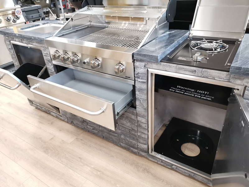 Grand Pro Outdoor kitchen Elite Pro BBQ and Side Burner