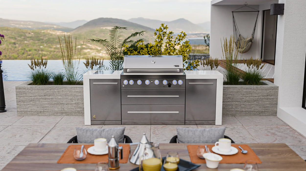 Mont Alpi Outdoor kitchen Mai805-Deluxe Island features a 6-burner gas grill  2.4M