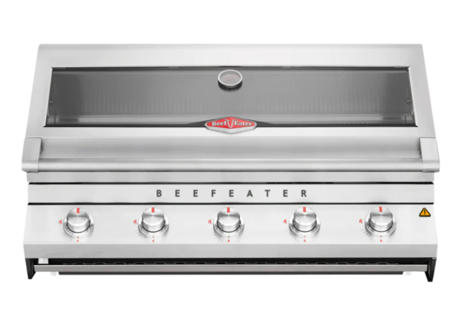 Outdoor Kitchen Fridge + Beef Eater Signature 7000 Premium 5 Burner 5 + Sink + Premium Cover - 2.5M