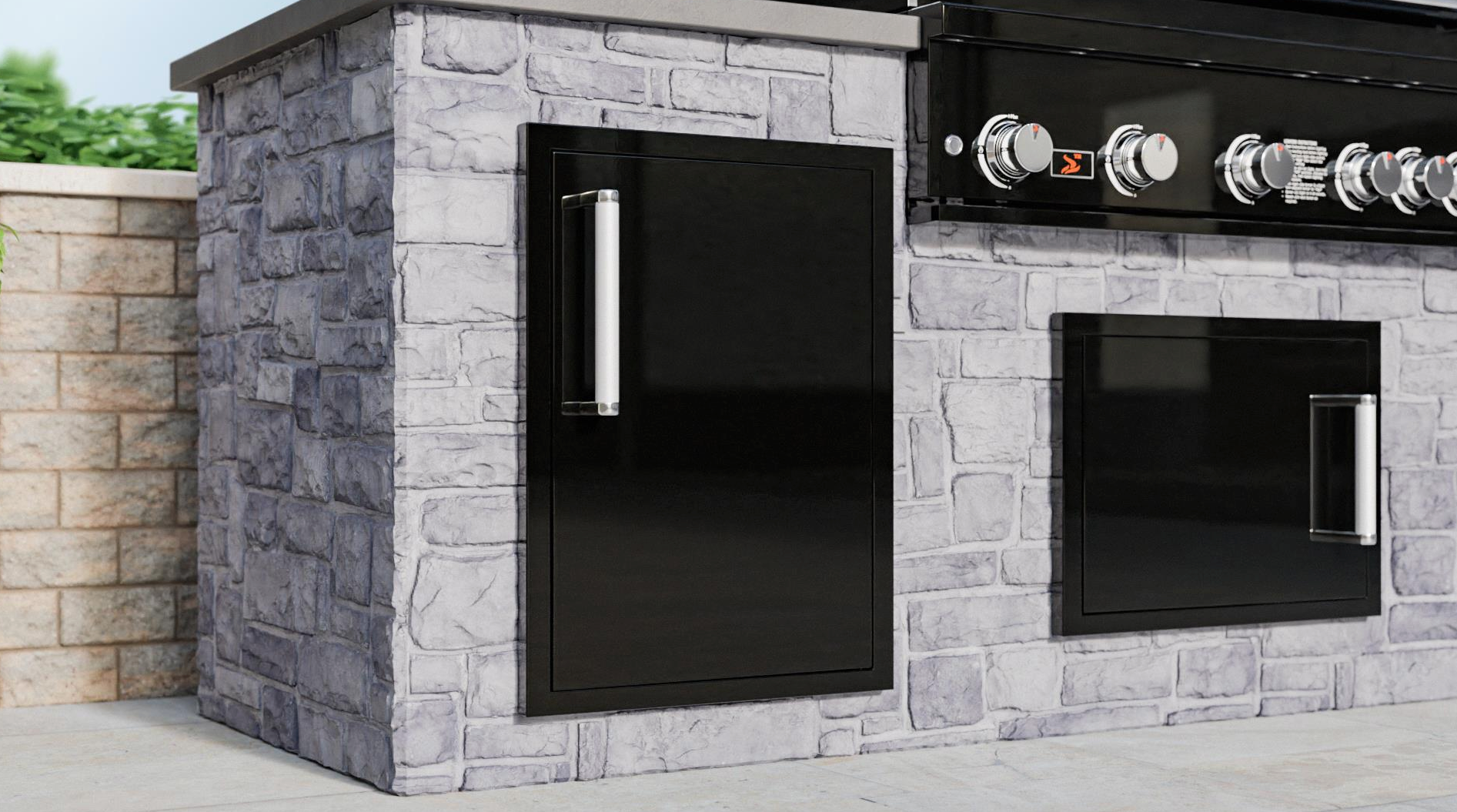 Whistler Black Silk Burford Single Vertical Door