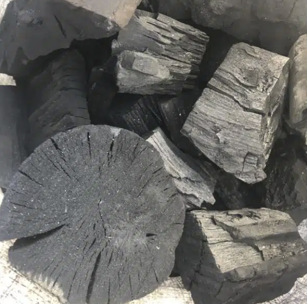 Restaurant Quality Birch Lumpwood Barbecue Charcoal – 10kg