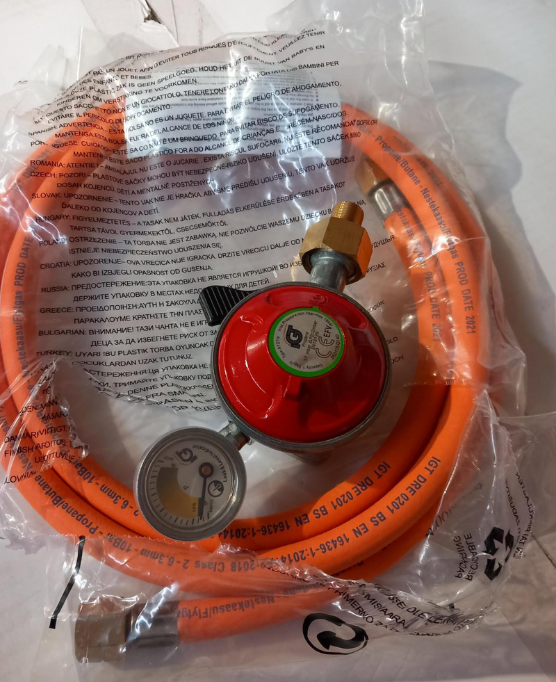 Bull BBQ Regulator Kit 37 mbar + 8mm Rubber Hose 1.5m