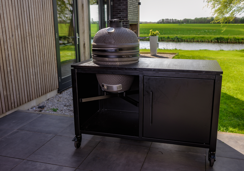 Luxurious Outdoor Kitchen - Powder Coated Black