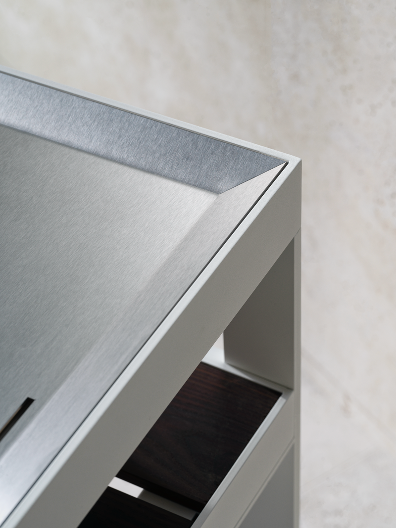 Shotō Vincent Van Duysen - White Frame Stainless Steel with Black Finish Ash Wood + Teppanyaki 58