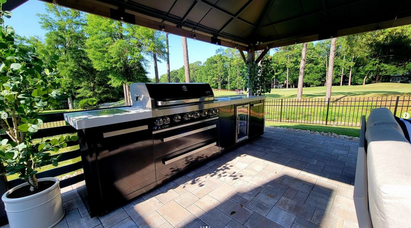 Mont Alpi Outdoor kitchen Black 6 Burner, Fridge, Sink and Weather Cover - 3.4m