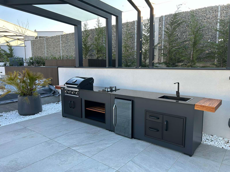 Grillandia Outdoor Kitchen Grandhall G4 + Fridge + Sink + Weather Cover - 4M