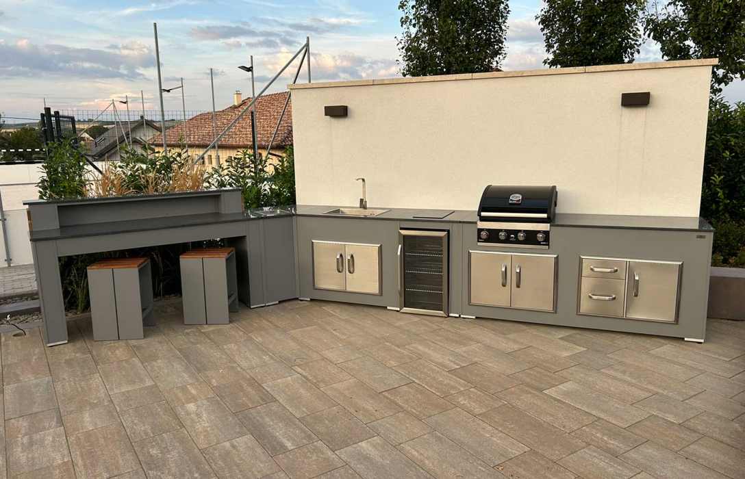 Grillandia Outdoor kitchen Curve Shape + Entertainment Center 3.5M x 3M