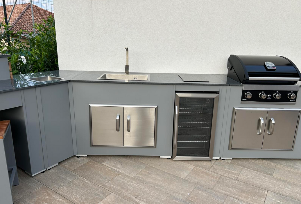 Grillandia Outdoor kitchen Curve Shape + Entertainment Center 3.5M x 3M