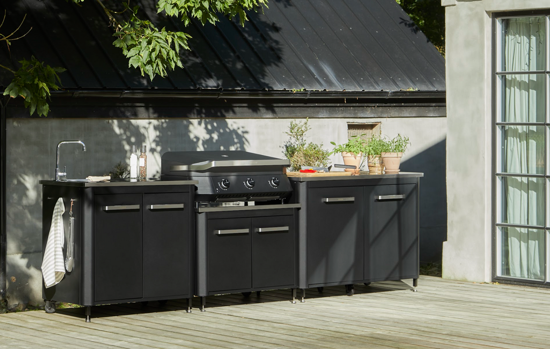Cozze Outdoor kitchen plus 3 Burner Plancha 800 Gas BBQ and Sink |3M