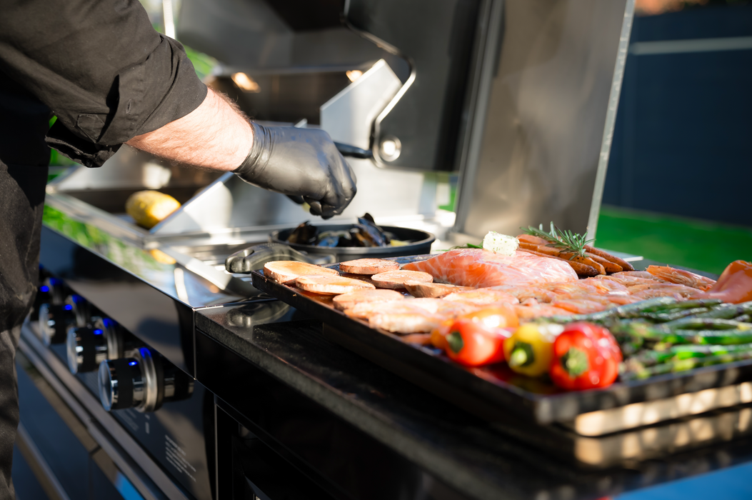 Goriller Outdoor Kitchen | 8-Burner Gas Grill, Single Fridge, Sink & Workstation | 4.8m Compact Luxury Design