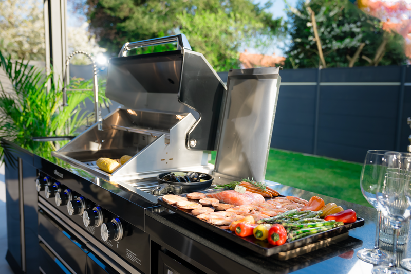 Goriller Outdoor Kitchen | 6-Burner Gas Grill, and Single Fridge | 2.2m Compact Luxury Design