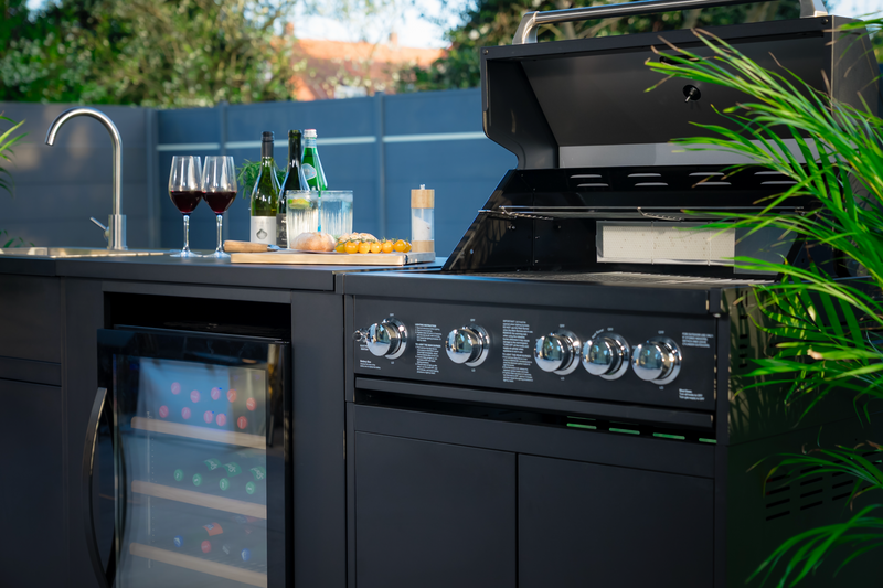 Goriller Outdoor Kitchen | 5-Burner Gas Grill, Sink & Fridge | 2.5m