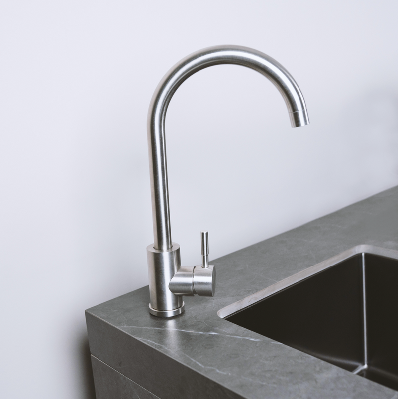 Goriller Outdoor Kitchen King | 5-Burner Gas Grill, Refrigerator & Sink | 2.7m