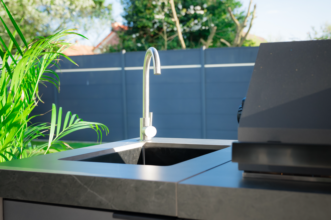 Goriller Outdoor Kitchen King | 5-Burner Gas Grill, Refrigerator & Sink | 2.7m