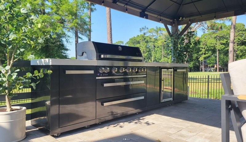 Mont Alpi Outdoor kitchen Black 6 Burner, Fridge, Sink and Weather Cover - 3.4m