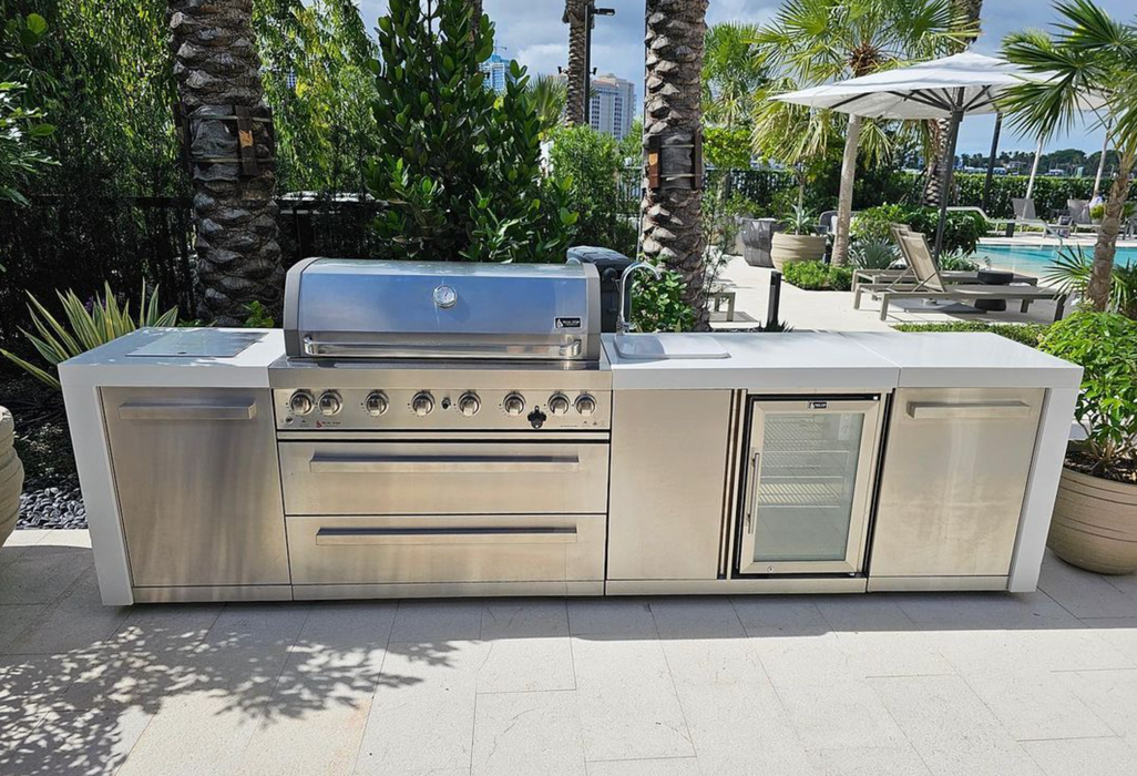 Mont Alpi Outdoor kitchen 6-burner Deluxe Island With A Beverage Center + Cover - 3.4M