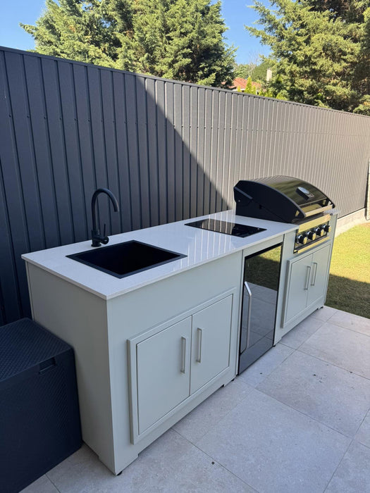 Grillandia Outdoor Kitchen Maxim 4 Burner, Hob, Fridge and Sink | White - 2.5M