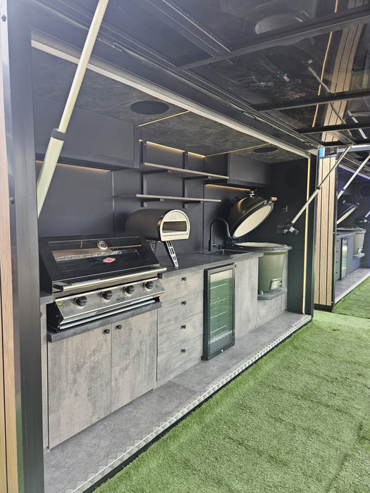 Outdoor kitchen and K-Pod Luxe - Cement - 3.8m