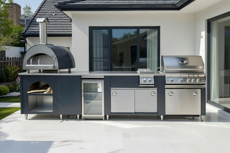 Outdoor kitchen BBQ, Refrigerator & Pizza oven
