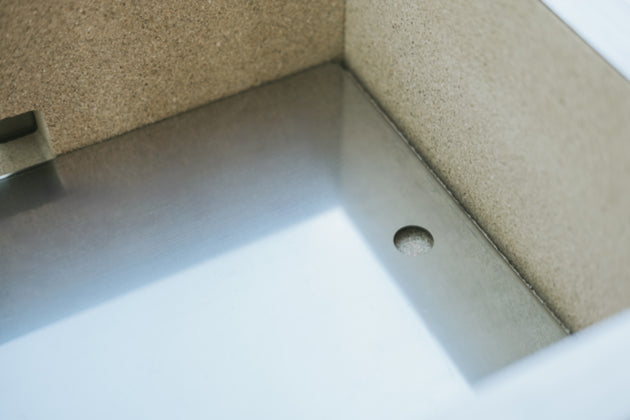 Kasai airplate allows air to flow over the top tile