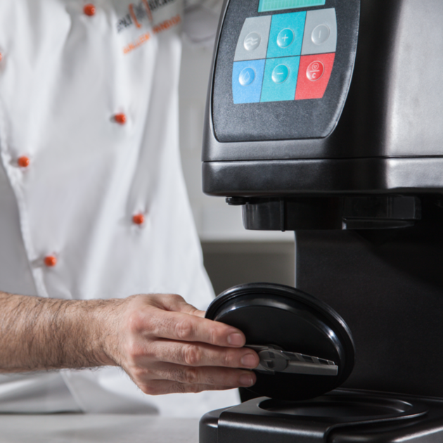 Taurus Rowzer Plus with 2 Beakers Frozen Food Processor