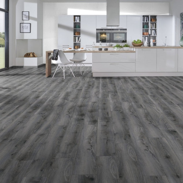 Kronospan Tomohawk Oak Laminate Floor 12mm 1.48m2