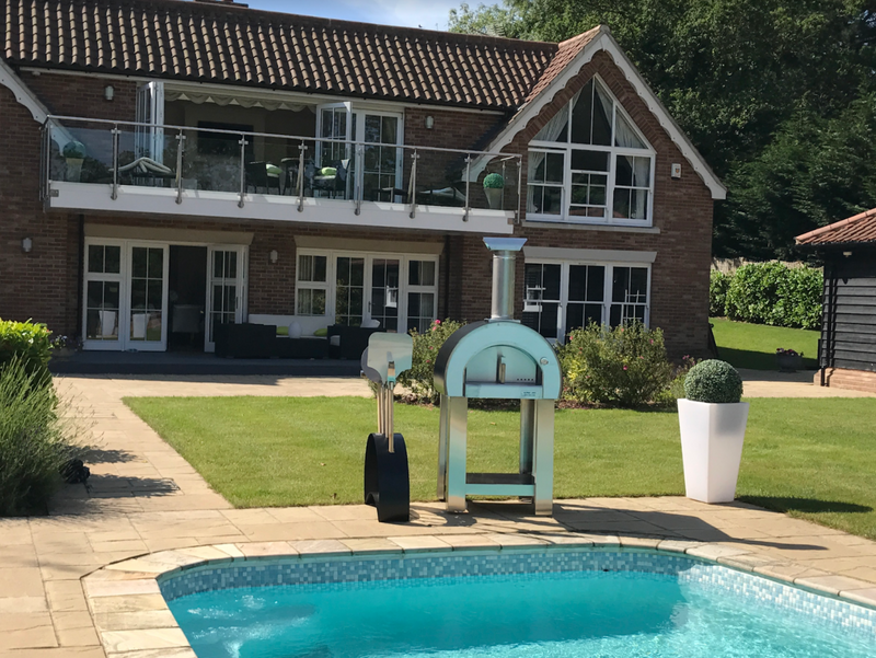 Alpha Pro Piccolo Wood-Fired Pizza Oven Bundle + Cover | Anthracite