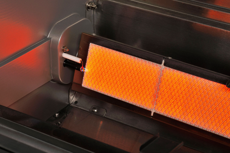 CROSSRAY 2 Burner Gas BBQ with Trolley