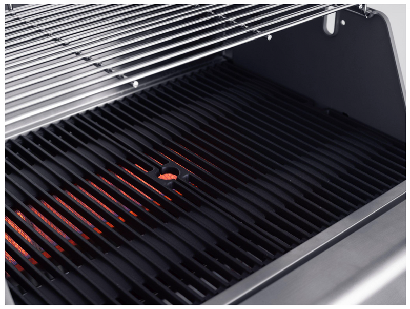 GrandPro Outdoor Kitchen with CrossRay 4 Burner BBQ, and Maestro 60 Pizza Oven - 2.8m