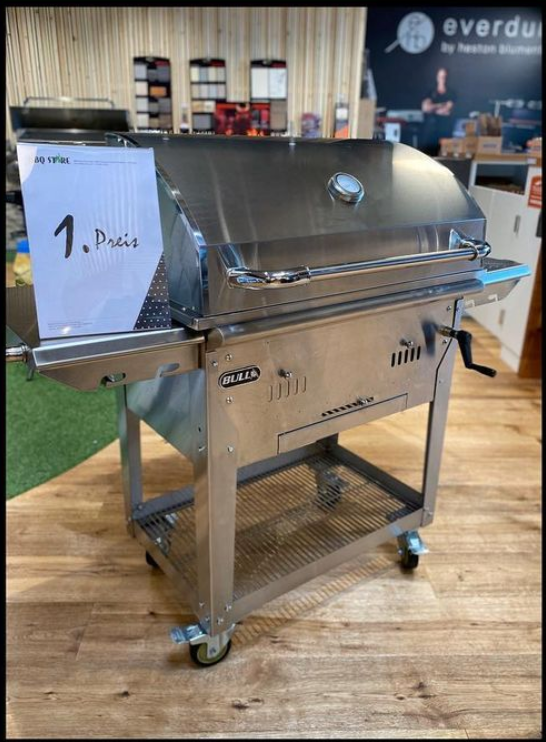Bull BBQ Bison Charcoal with Cart