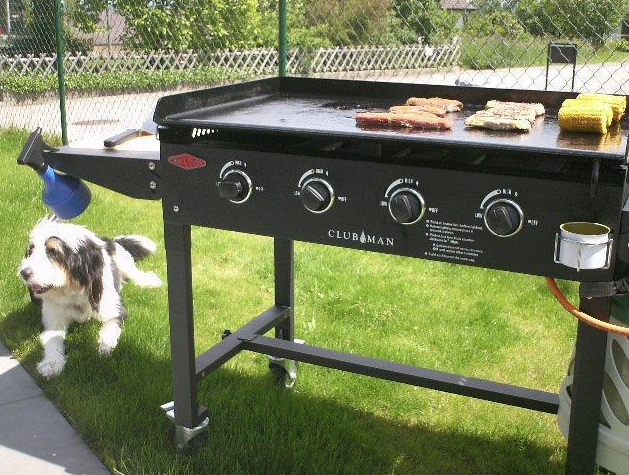 Beefeater Clubman Catering Hot Plate Barbecue 4 Burner Gas BBQ