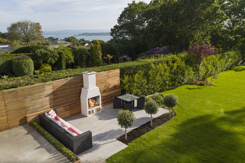 Schiedel 1200 Outdoor Fireplace