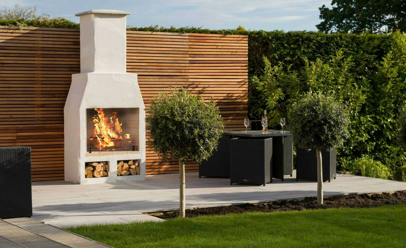 Schiedel 950 Outdoor Fireplace