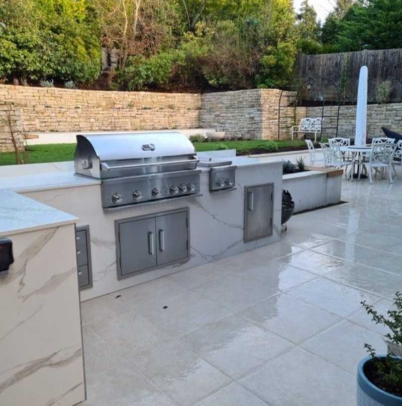 Whistler Burford 5 Burner Barbecue with Rotisserie and Weather Cover